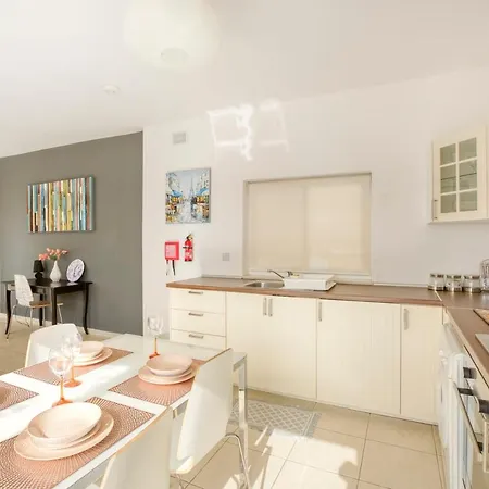 Lägenhet Penthouse In St Pauls-hosted By Sweetstay